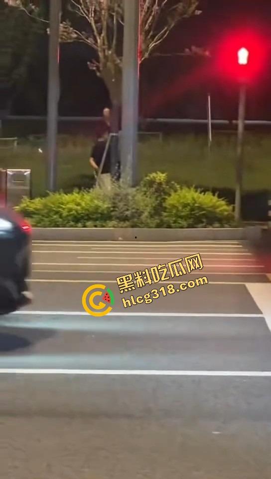 苏州石湖抓奸,小姑子偷情姐夫当街喊老公,亲姐怒吼开撕你喊得真顺嘴啊!-6