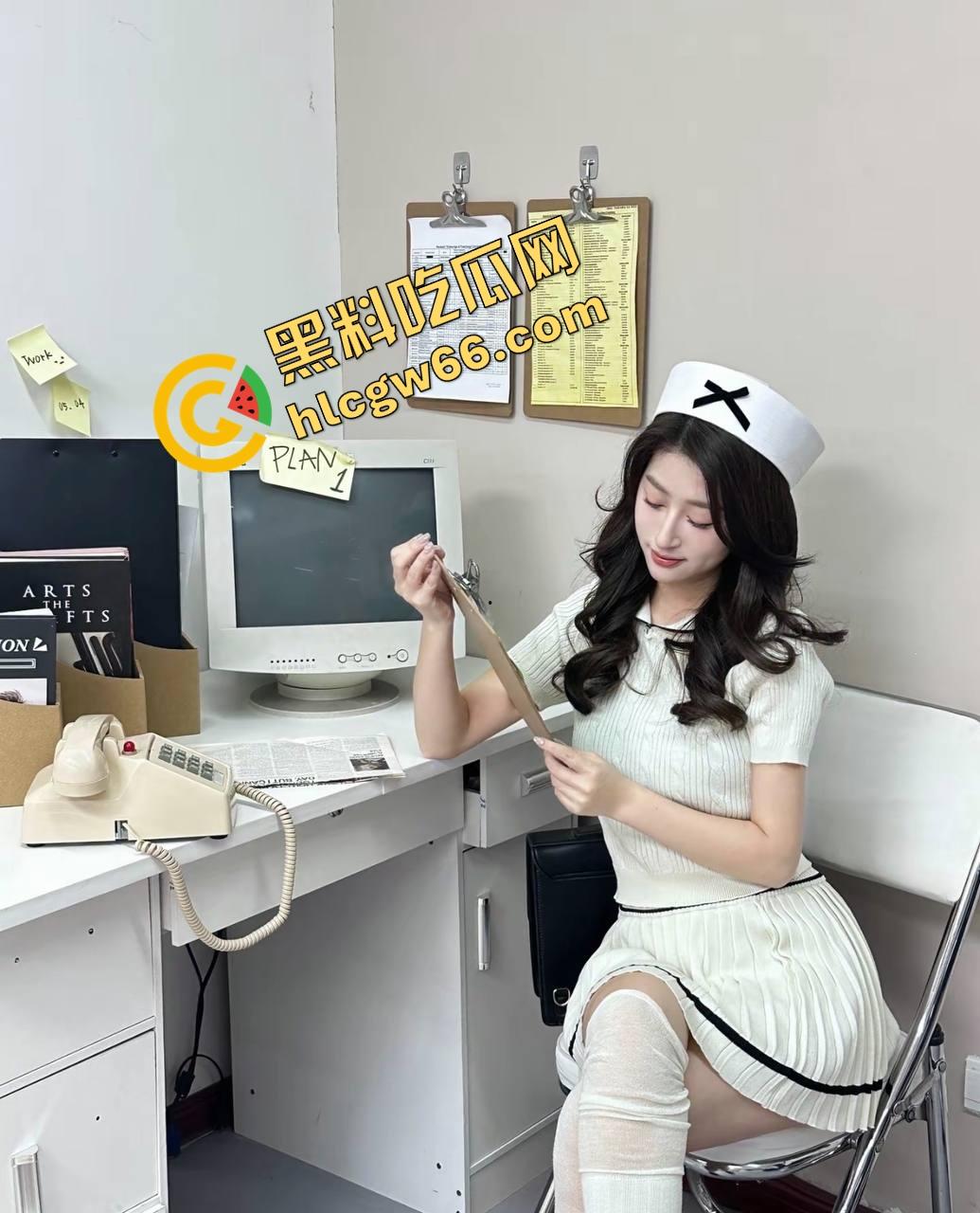 济南反差美少女『李甜甜』自愿献身领导,COS护士小女仆一条龙,白天是秘书,晚上成高级炮架!-3