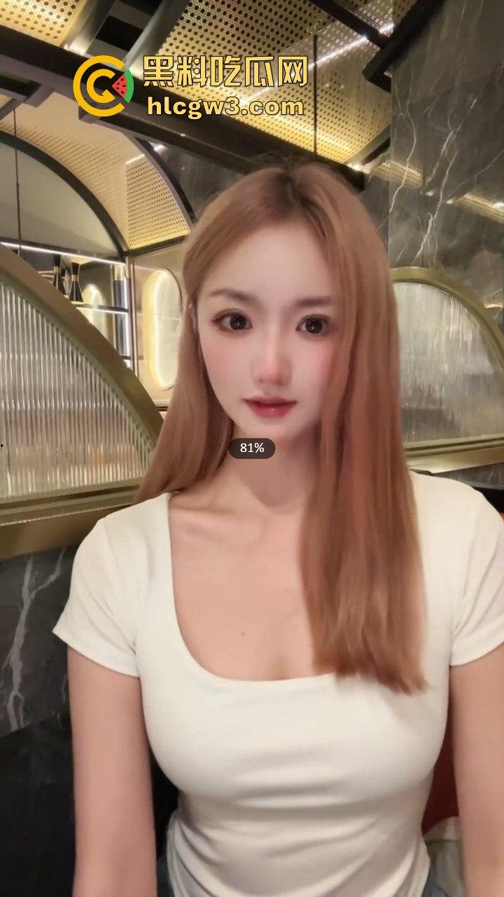 江苏网红脸骚母狗被猛攻！高颜值大胸白皮肤，金主爸爸后入猛操到崩溃，无套中出让沸羊羊心碎直掉泪！-12