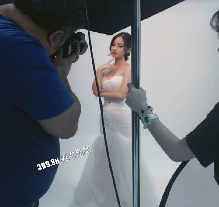 马来西亚 兼职模特【Stella】又遭遇经济公司网络面试视频流出 所以到底在面试啥岗位 连私处也心甘情愿的打开给对面看-3