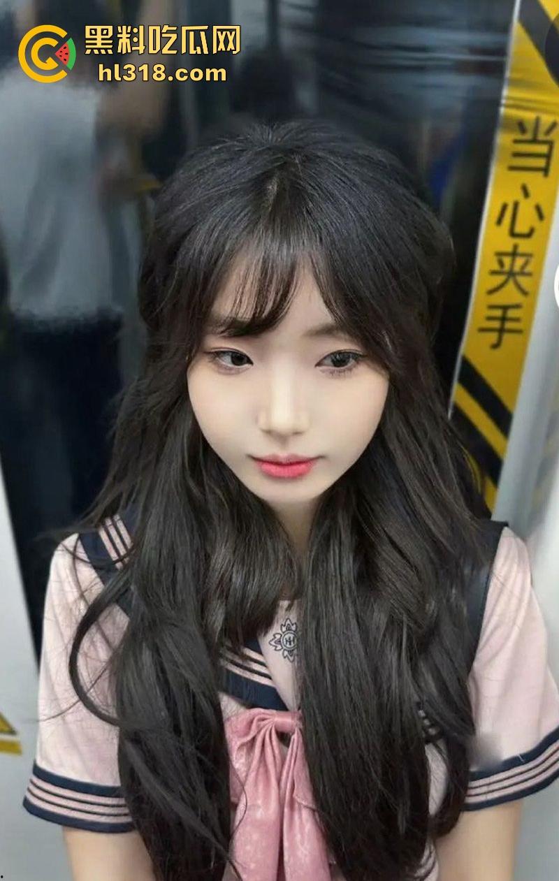 抖音约炮研二女学生,私密聊天记录超级直接,无套狂操淫水直流,粉穴翘臀让人欲罢不能!-6