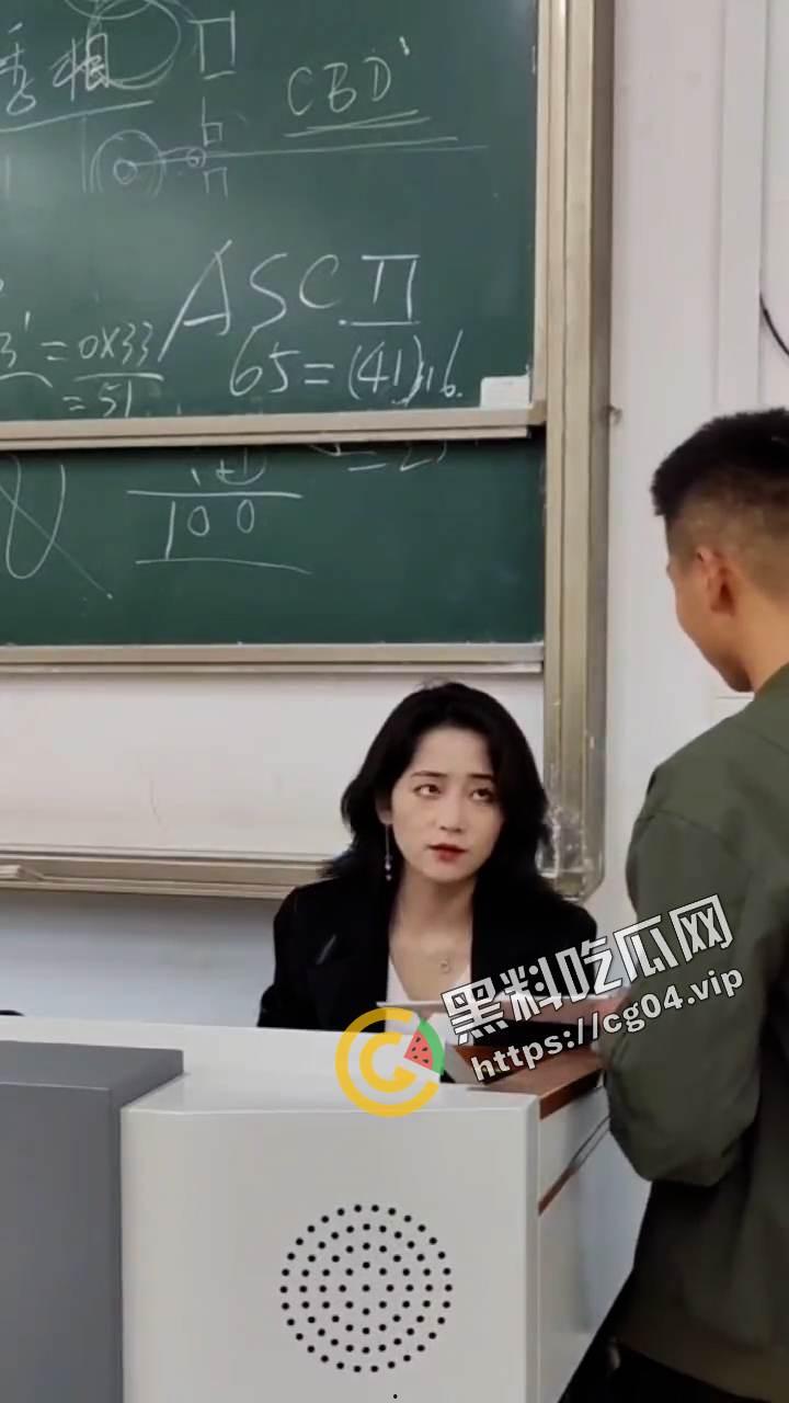抖音百万粉丝网红大学生之母 春晓 少年老成 但是真的是00后 个人信息 家庭住址全被扒了出来-3