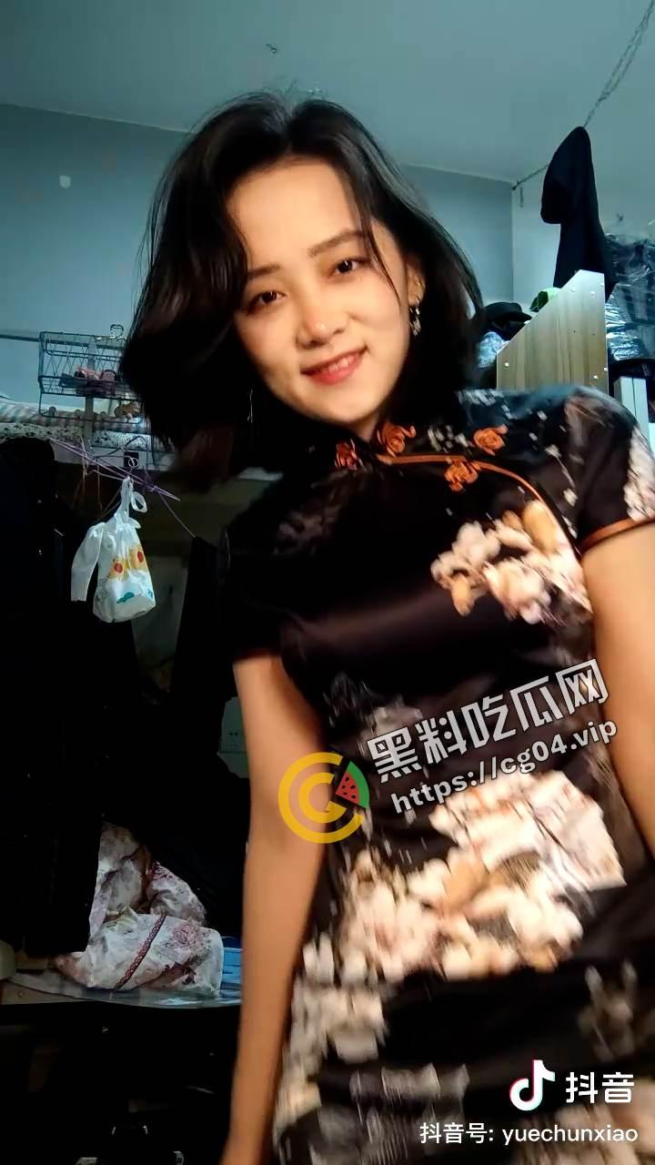 抖音百万粉丝网红大学生之母 春晓 少年老成 但是真的是00后 个人信息 家庭住址全被扒了出来-6