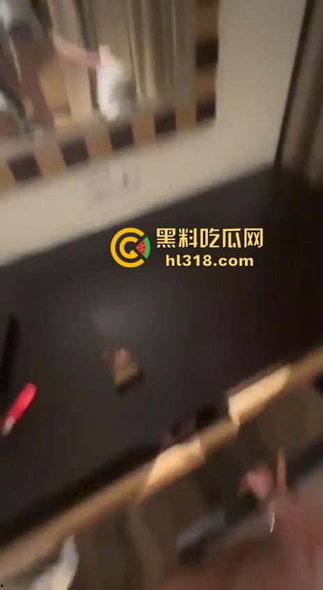 摄影好呀!我最喜欢摄影了,拍完私房照跟,模特来个下半场,无套后入小骚逼,现在学摄影还来得及吗?-9