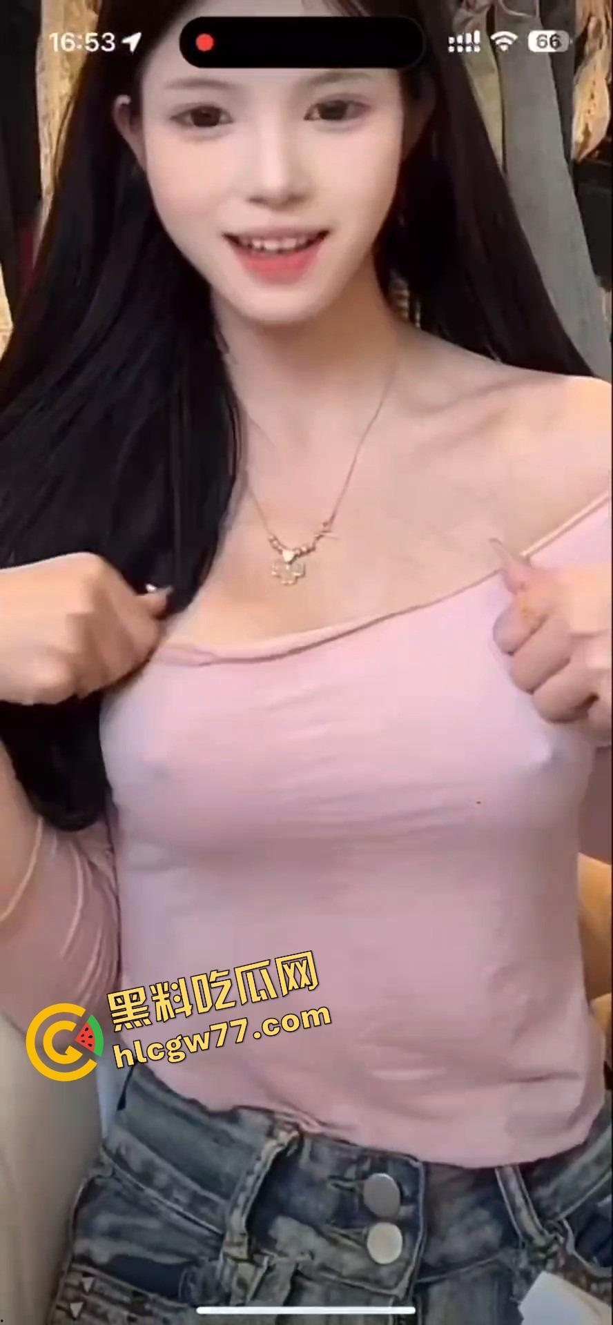 抖音真空带货女主播【小妮子】火了 奶头挺得比销量还高,买女装的清一色男粉,全程只看点不看衣服!-6