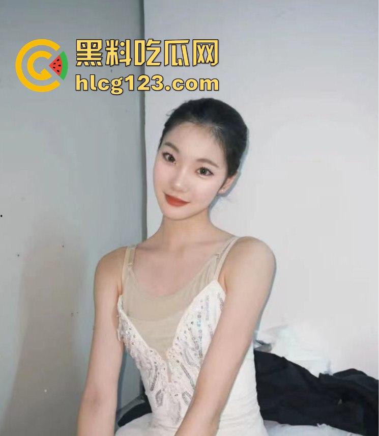 郑州艺校芭蕾妹子被包养,金主定制裸舞!许老板玩的这么高端,进去真不冤!-10