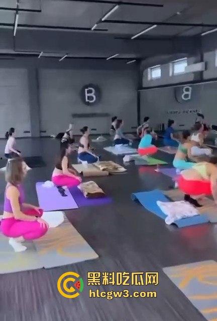 欧洲床上功夫提升班 做爱姿势瑜伽课爆火 教你一课成骚货一夜翻花样 把老公骑到怀疑人生!-4