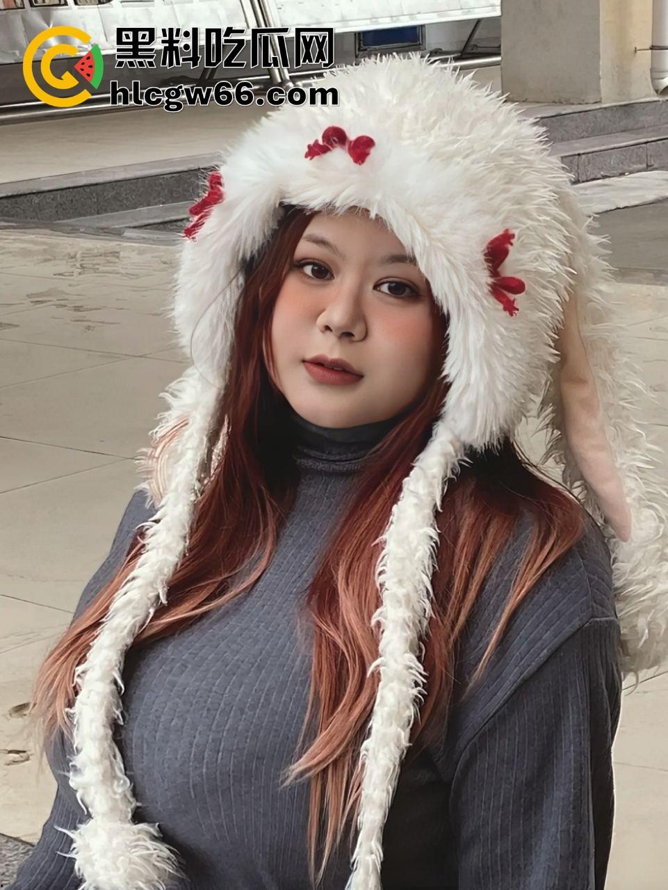 兰州服装店主【李思淼】没人追的D奶BBW,嫩得要死还饥渴得像母狗,两周就主动求同居!-2