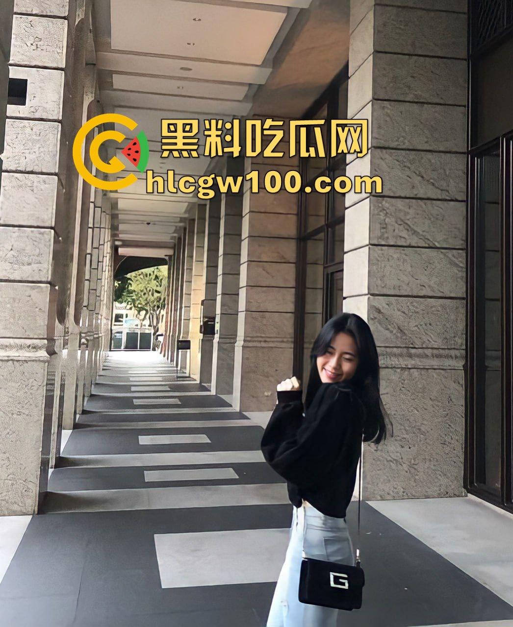 湘潭大学高颜值清纯女大【颜幂语】自慰视频流出，骚货露脸自慰小穴十分有看点！-4