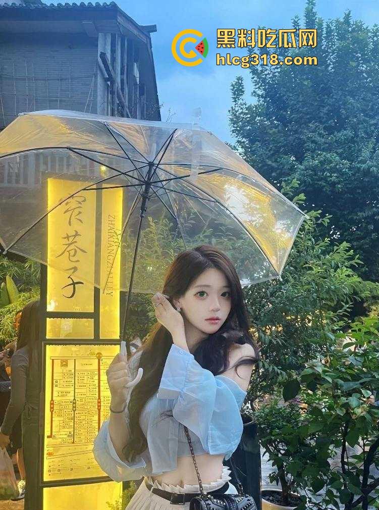 吉林大学大三学姐【李辞慧】极品高颜值,清纯的外表下是颗母狗的淫荡内心,不良视频曝光泄露!-4