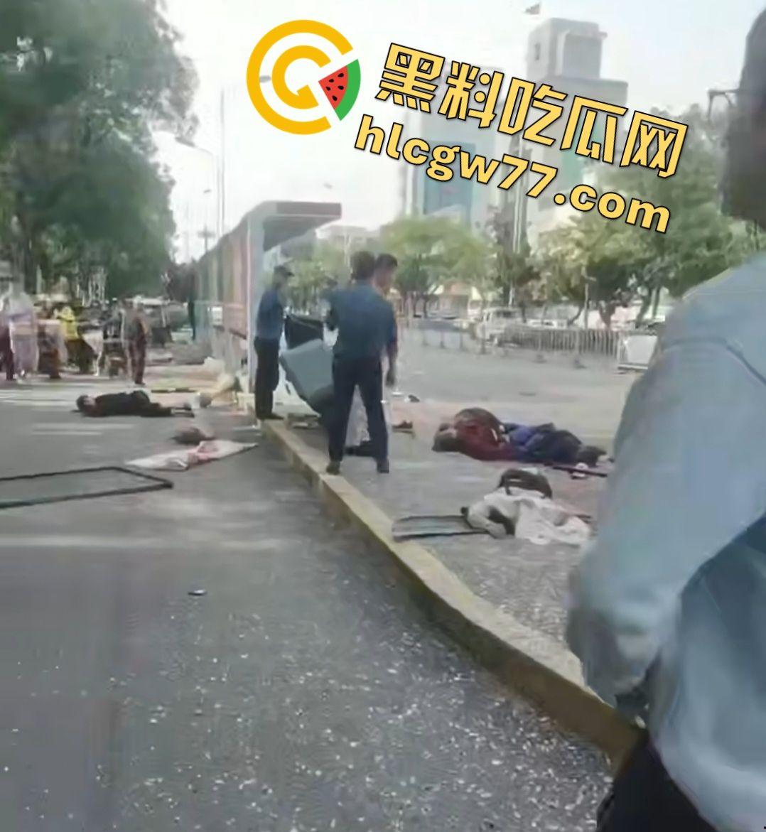 山东滕州醉驾狂魔婚礼后撞爆公交站，7死1伤，公安局忙封嘴删视频！观众说给钱！