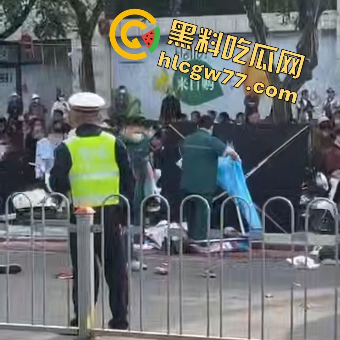 山东滕州醉驾狂魔婚礼后撞爆公交站,7死1伤,公安局忙封嘴删视频!观众说给钱!-8