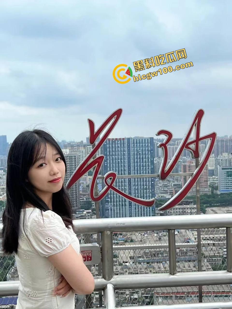 长沙职业学院反差女友粉逼肉便器『蒋雨婷』宿舍抠逼发骚 腰窝骚臀跪地让大哥后入!原创独家流出!-7