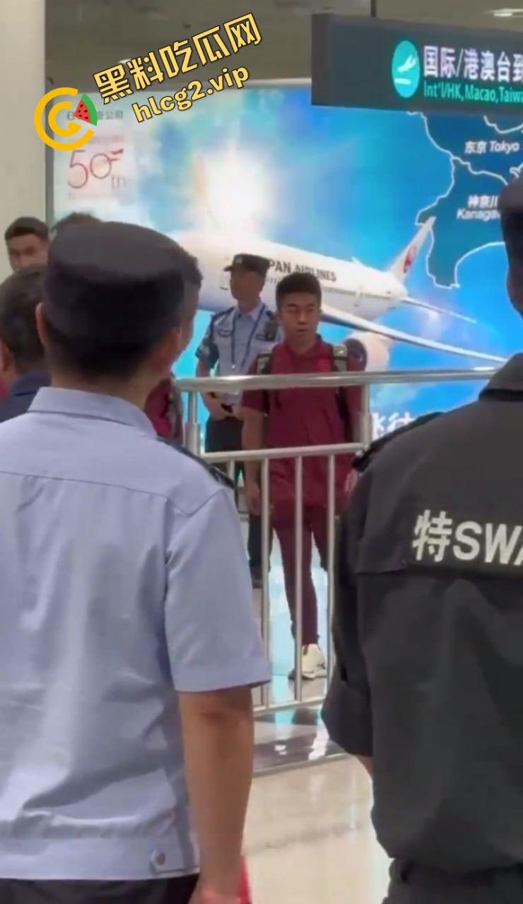 国足零蛋凯旋 “射门无力 购物给力” 惨输七球 仍能笑对人生-5