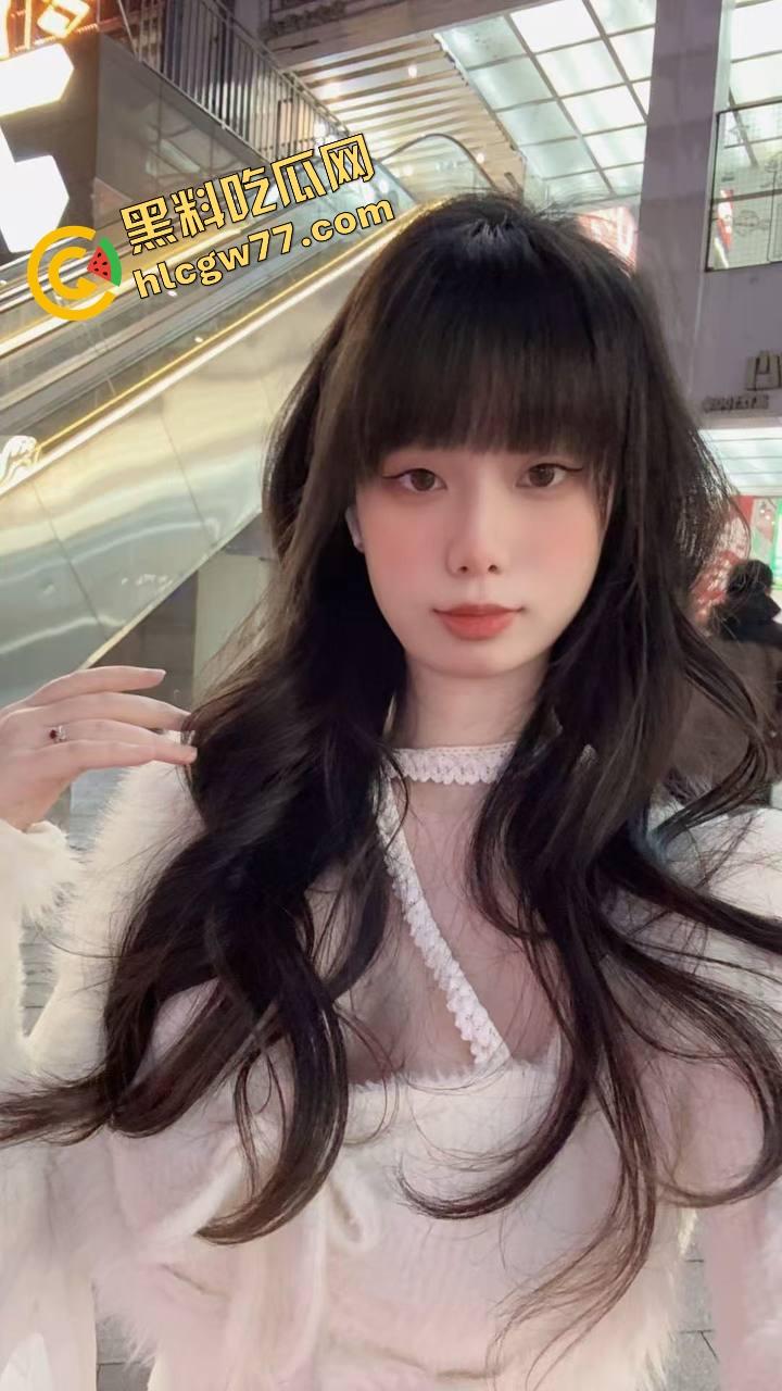 马鞍山JK眼镜妹【李蕊】平时装清纯,自己坐着骑屌骑到喷水,奶子乱颤淫相毕露,简直天生的母狗!-7