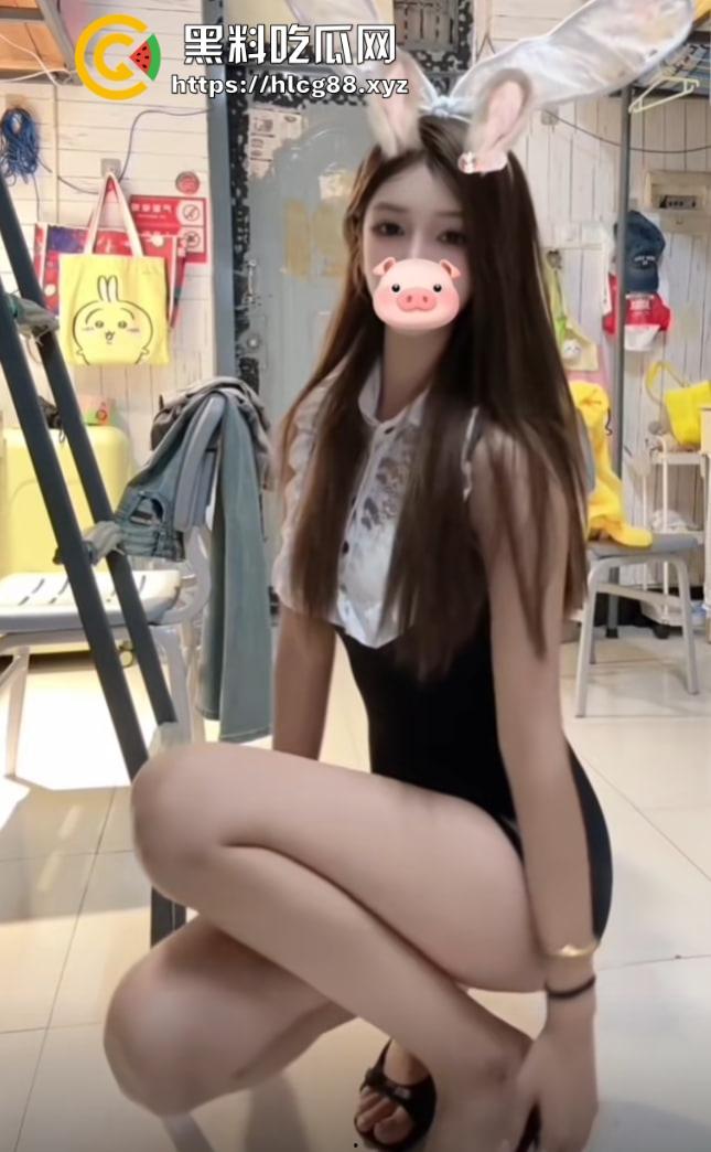 湖南05大学生『姜桃桃』177长腿，直播装纯等有钱鸡巴，奶钉大奶富人专享，69玩出96的姿势！-4