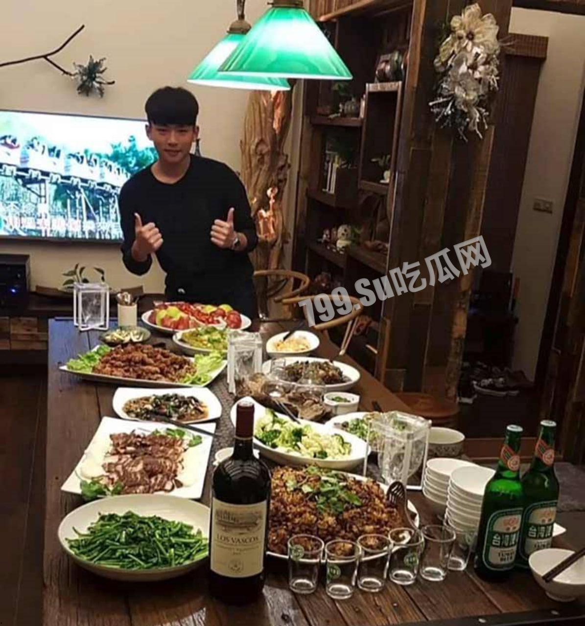 最新流出 杭州富二代「刘浩」惨遭迷玩爆肛暴口生活照流出-2