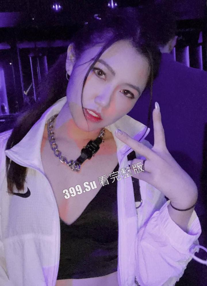 新婚 媚黑婊 给老公戴绿帽 被黑人操的嗷嗷叫 每一下都是暴击 痛苦和快乐并存 全程和尼哥中文交谈 无障碍-3