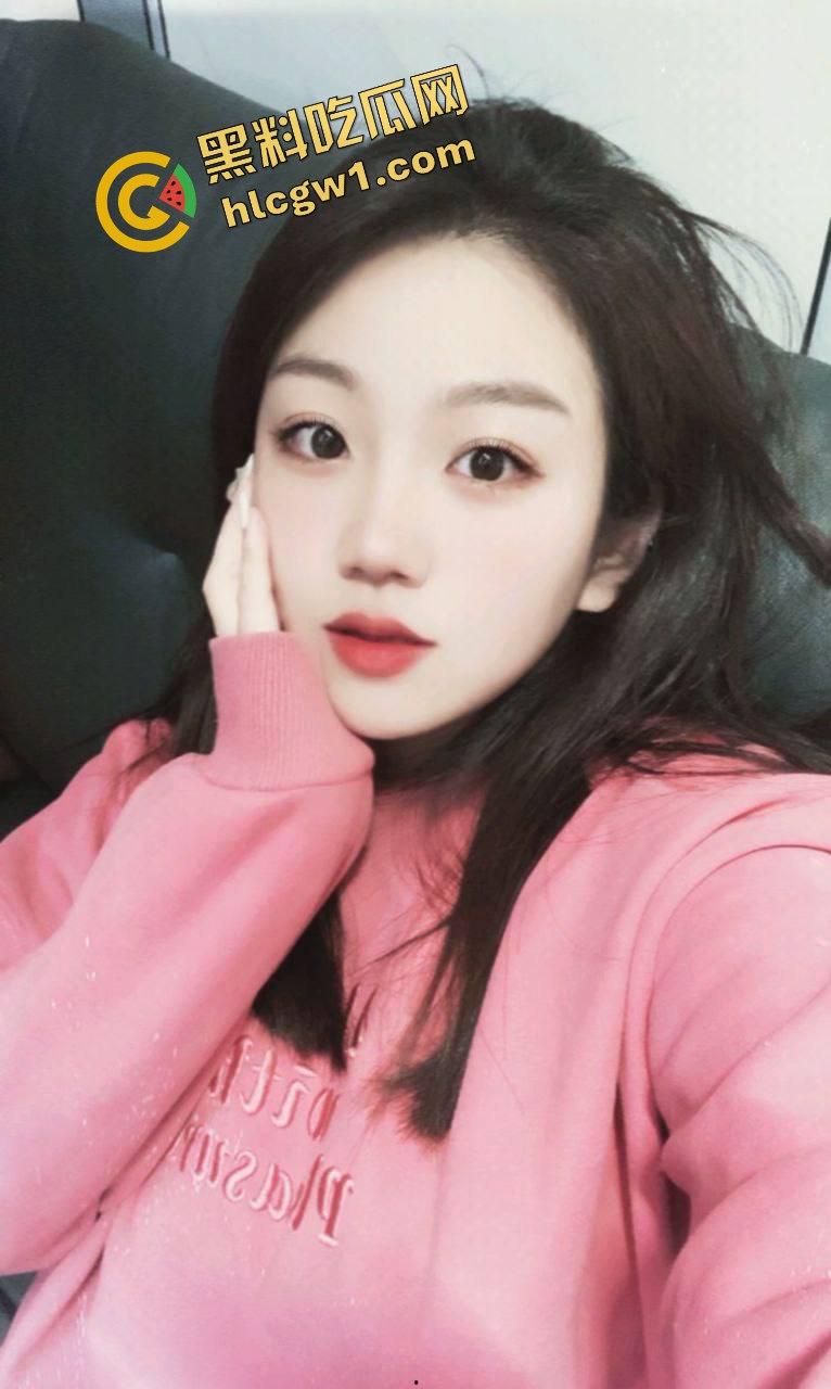 广东中山反差骚货【贾宜彤】雪白大奶子诱人十足 被大哥网调 约出来爆操 独家曝光!-3