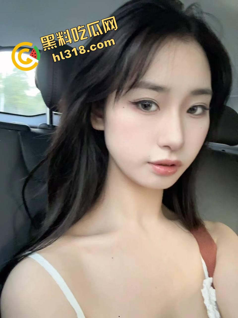 夜深人静窗前爆操不拉窗帘,灯火通明全楼观影,隔壁妹子都看傻了,就喜欢你们这种不避嫌的刺激感!-3