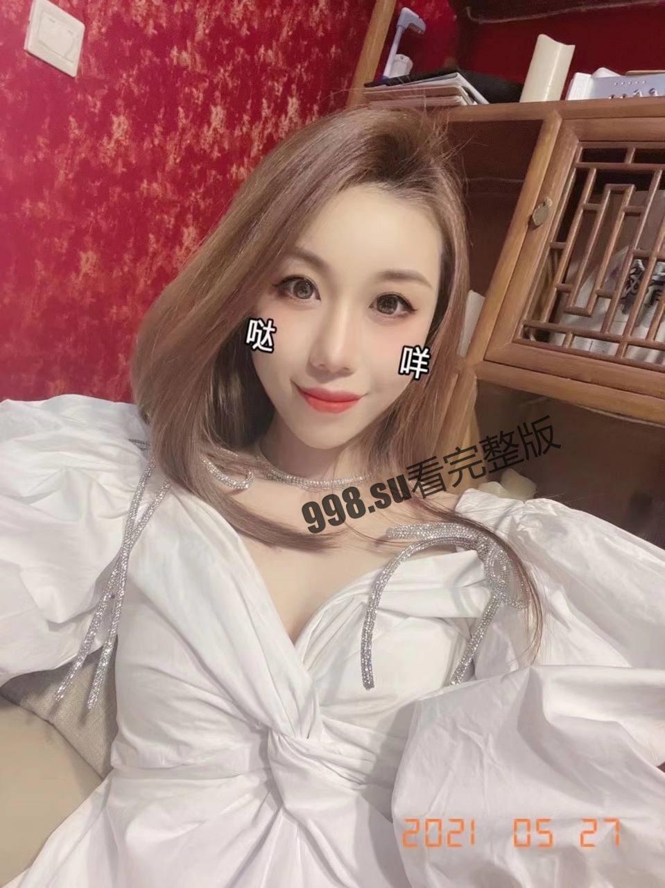 投稿  济南消化科护士  外表纯洁 实则母狗