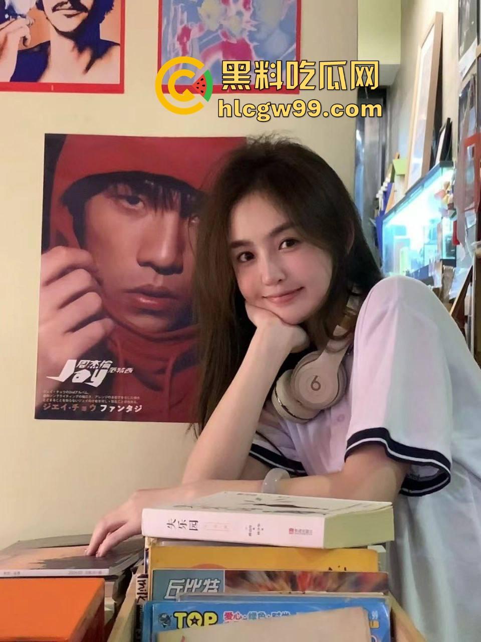 杭州美院【孙娜娜】白天射箭美少女晚上土豪专属母狗,户外露出极品美乳,回酒店换上黑丝制服撅屁股被干!-5