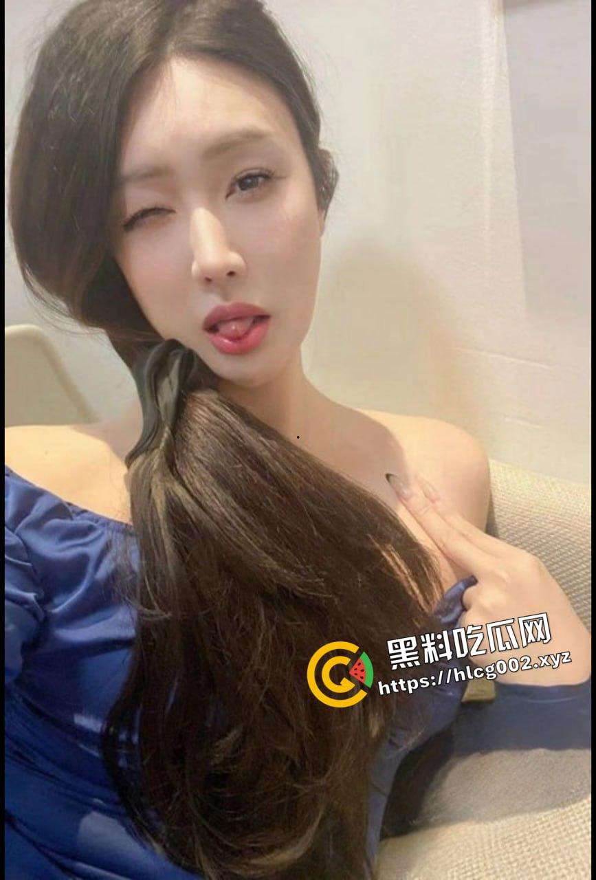 一米八性感大长腿骚逼御姐『ts米粒姐姐』手握17cm仙女棒可攻可守!发骚做爱视频合集流出!-2