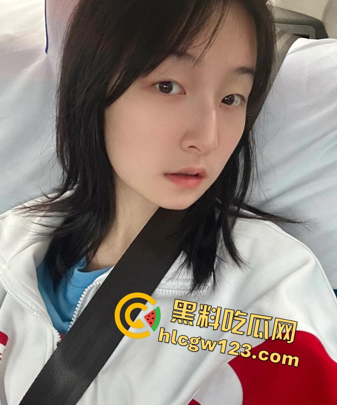 郑州中学【柯晗星】不雅视频曝光,被保安威胁性侵十多次,事后和男友分手爱上保安大鸡巴!-2