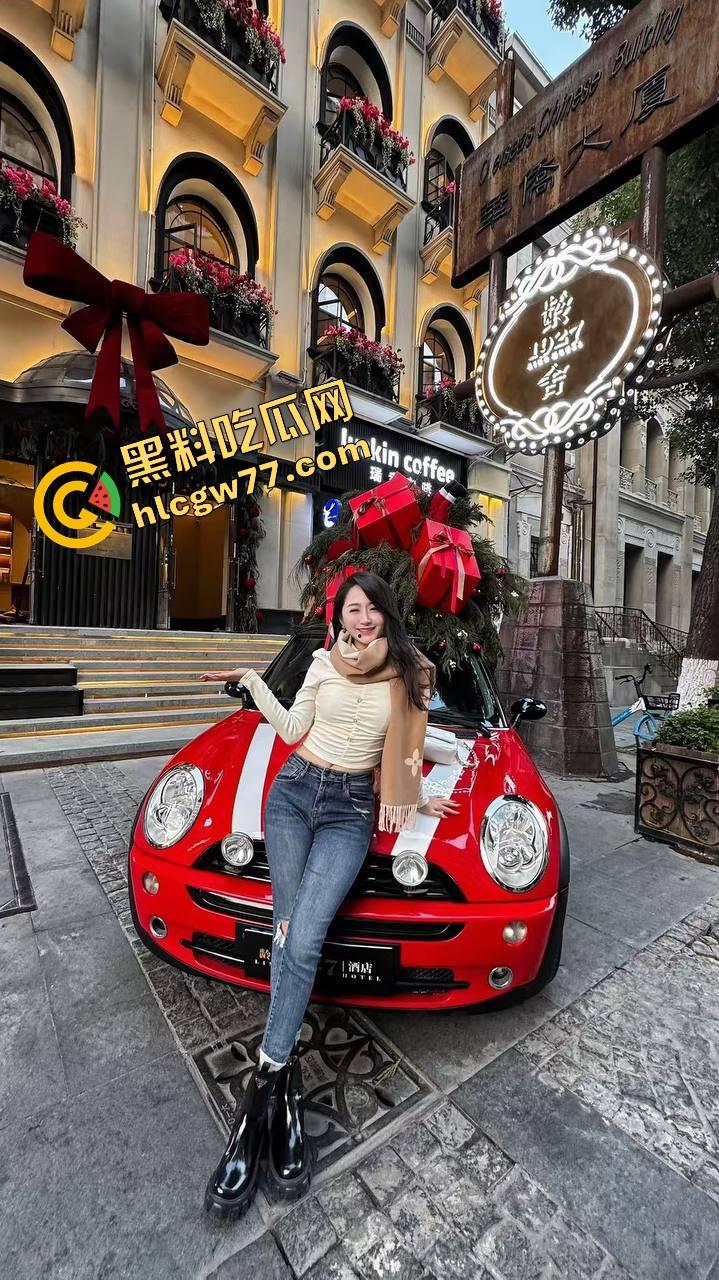 四川成都接盘侠实录,小哥花十几万彩礼娶到陪酒按摩母狗,婚后才发现床上骚得像老手,翻聊天记录全崩!-5