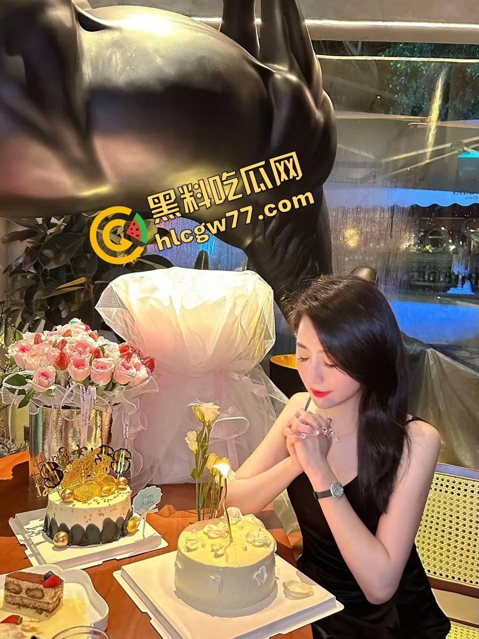 四川成都接盘侠实录,小哥花十几万彩礼娶到陪酒按摩母狗,婚后才发现床上骚得像老手,翻聊天记录全崩!-6