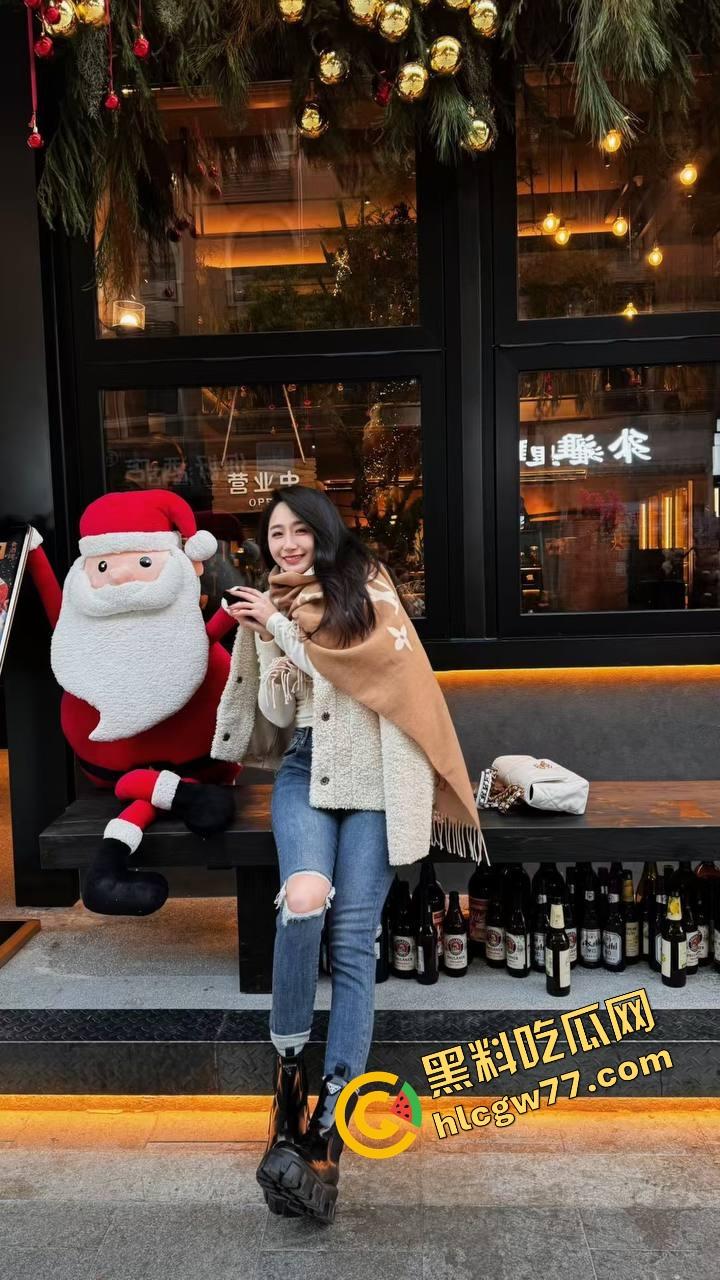 四川成都接盘侠实录,小哥花十几万彩礼娶到陪酒按摩母狗,婚后才发现床上骚得像老手,翻聊天记录全崩!-7