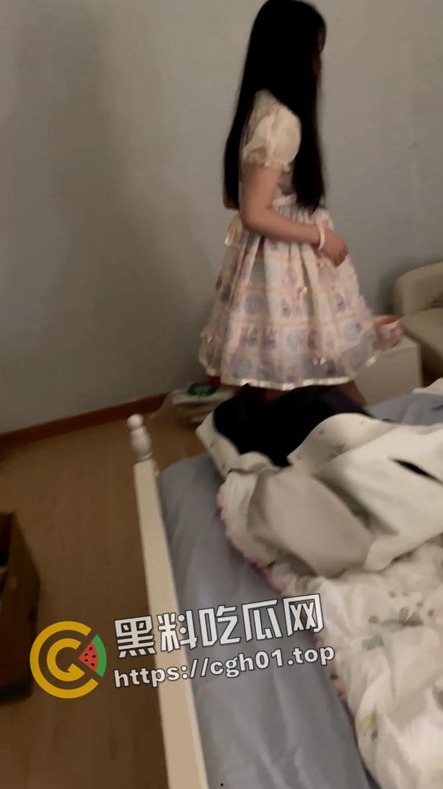 鬼火黄毛和洛丽塔 揪奶头揪到哭扯着头发后入 这就是黄毛的含金量