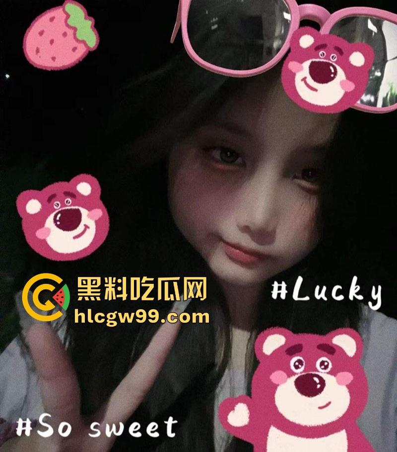 四川【胡冰冰】谈恋爱期间开双号发裸照抠逼裸聊来骗钱,七百块浪费个炮架子,多操几遍再走啊,就当吃了快餐不亏!-11