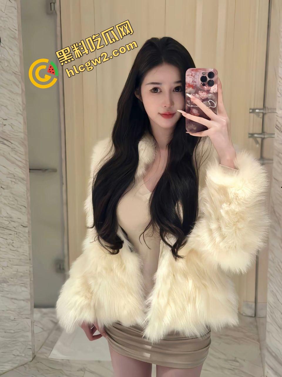 抖音大长腿御姐反差网红『清梦』火辣身材白虎粉穴!家中抠逼惨遭外泄!独家曝光!-2