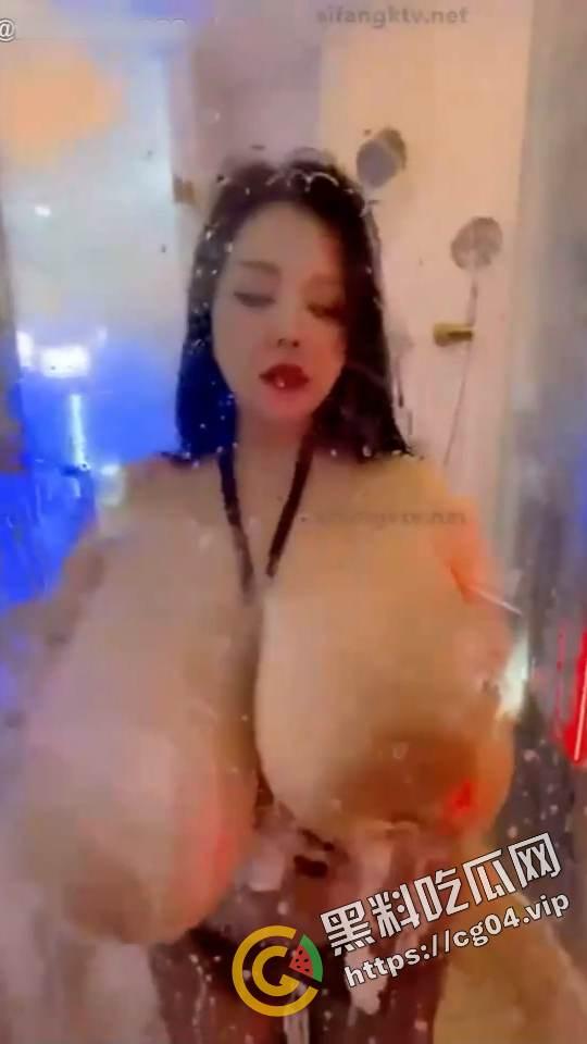 超级巨乳!沪上名妓 巨乳嫩妈 刘诗燕 抖音20w 推特10w粉丝 背地里在推特做鸡 开婚庆公司为卖淫打幌子-6