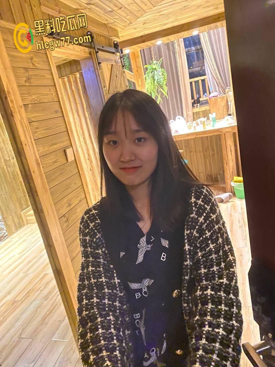 酒吧甜言约微胖小母狗,情趣女仆装下粉嫩骚穴,被猛干到浪叫爸爸不要 !-6