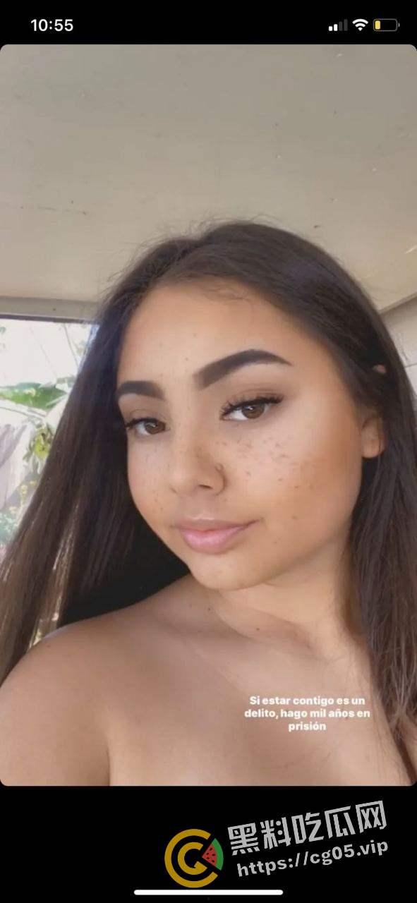 拉丁裔新娘与丈夫的伴郎聊骚出轨 被丈夫发现后离婚并将其曝光到网上-6