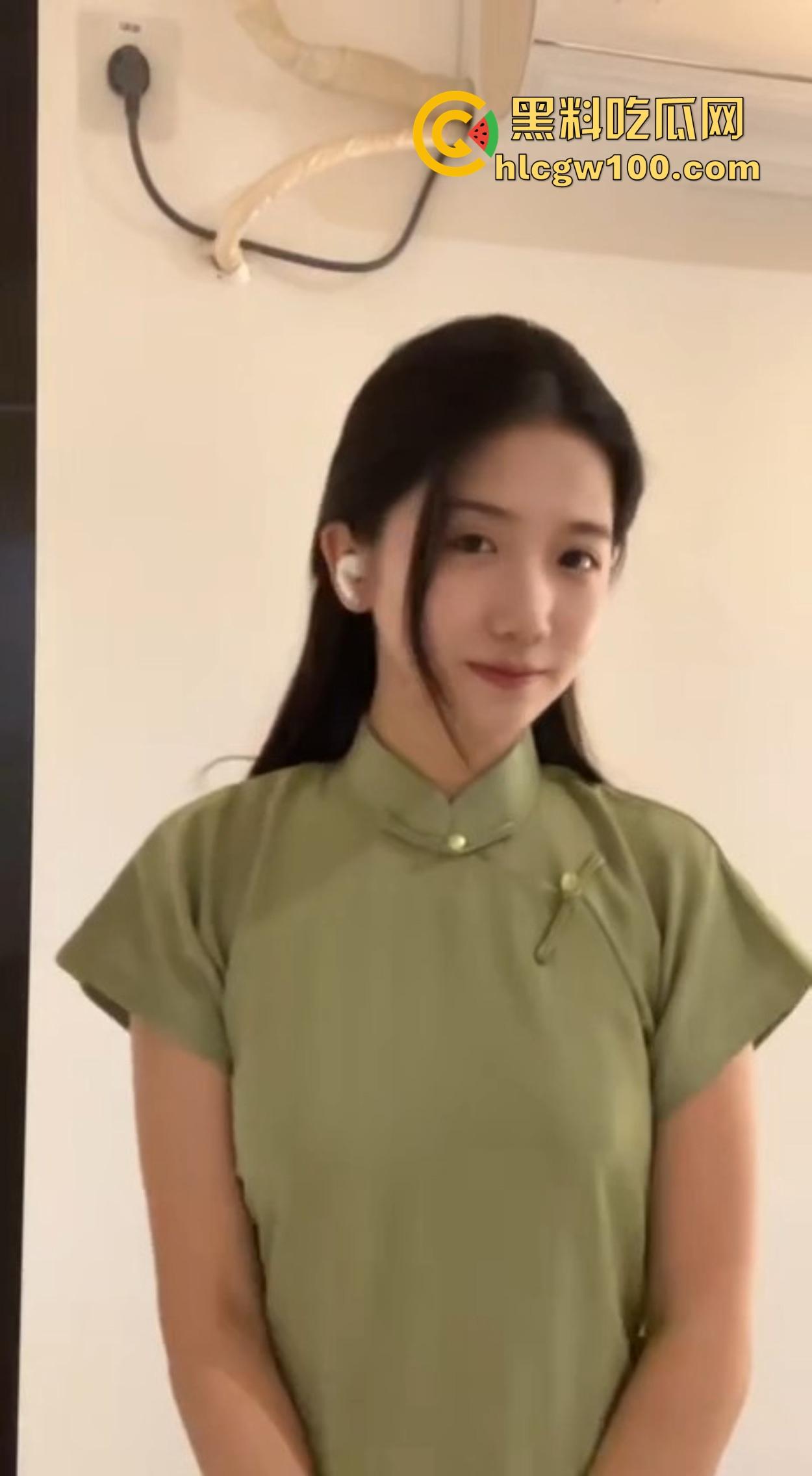 宁波诺丁汉大学大二【孙甜甜】寒假放飞自我，新学姿势直接实操，小腰扭得贼溜！-2