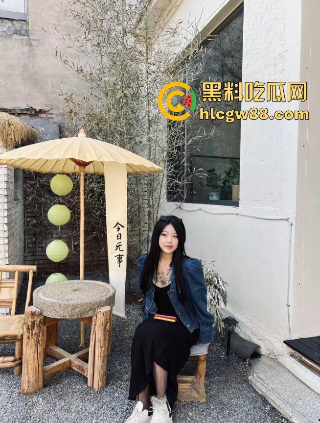 山东寿光顶级名媛【陈雅鑫】性爱视频疯传,富二代男友深夜疯狂输出,清纯女神竟被当成肉便器轮番爆操?-2