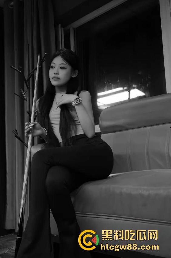 山东寿光顶级名媛【陈雅鑫】性爱视频疯传,富二代男友深夜疯狂输出,清纯女神竟被当成肉便器轮番爆操?-5