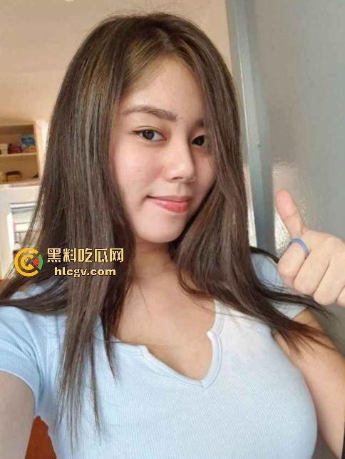 越南版吴亦凡啪啪视频流出!纹身牙套差点让人以为牙签哥出狱了!-3