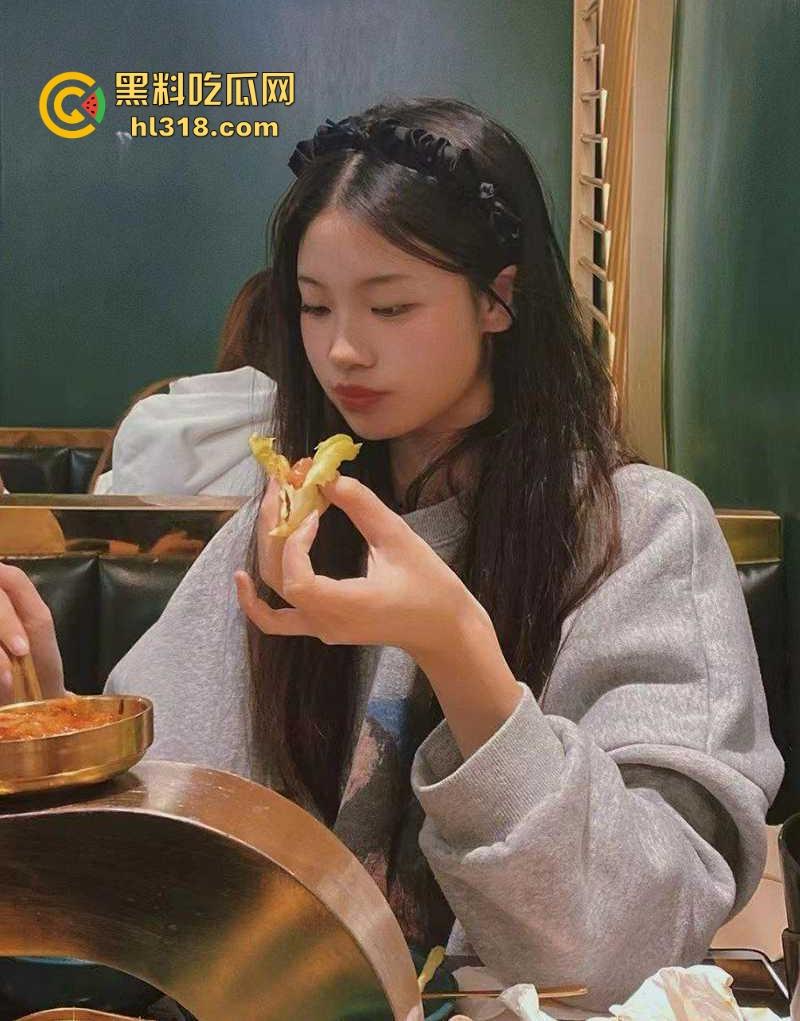 广东财经大学气质女神被男友花式开发小骚穴 ，露脸口交无套内射玩法超淫，不雅视频曝光流出！-3