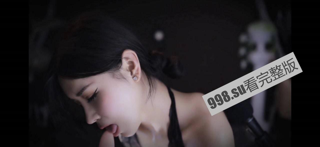 网易CC主播 小恩雅 露脸自慰口技一流 私人大尺度定制-1