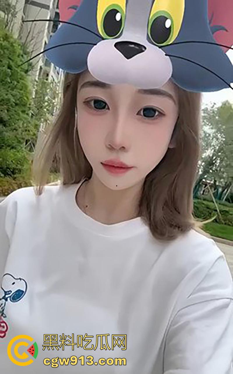 辽宁传媒学院女神【王钰蕊】,巨乳蜜桃臀身材无敌,粉嫩小穴饱满诱人,被无套抽插打桩白浆四溢!-2