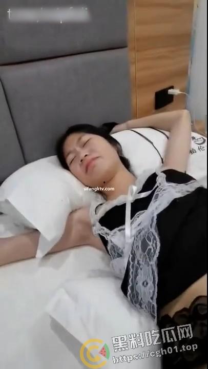 网盘泄密!大块头肥猪调教反差小萌妹 毒龙 深喉花样百出 玩得妹子快喘不过气-3