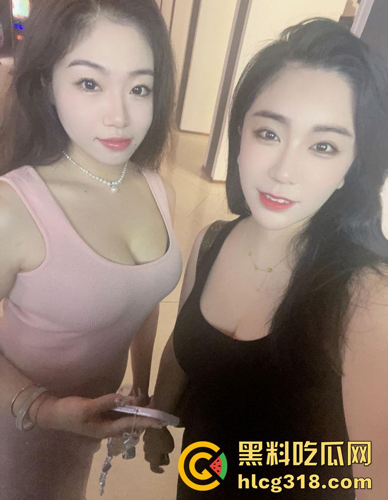 恒大地产母女双飞,湖南衡阳极品母女,为了业绩被金主爸爸双飞轮操,双嘴吃鸡爽到上天啊!-3