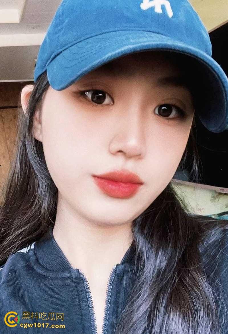 贵州爆乳嫩妹【张静玲】,手持身份证全裸自拍还债 ,浴缸岔腿揉穴自慰,巨乳晃到失焦,为了碎银甘当母狗!-1