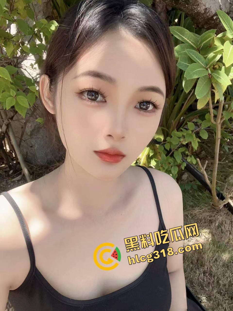 母女花共侍一夫,丈母娘淫水直流等内射,女儿帮舔收尾助兴,母女两舔着精液全家肉体合一!-2