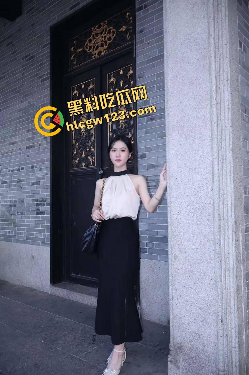 绿帽博主玩疯了,情侣调教日记曝光,清纯洛丽塔女友变性奴深喉足交榨精,男友看女友被轮操!-4