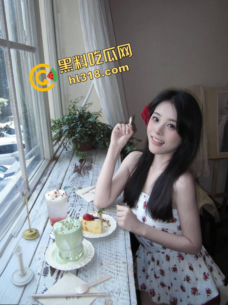 健身房光头大哥化身海鲜大师,深夜专场舔鲍如品刺身,身板硬朗手法老道,女学员都被他舔到腿软!-6